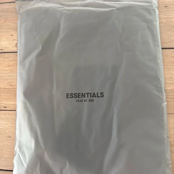 New Essentials Feat of God Stretch Limo Black Men's T-Shirt Sizes S, M, L - Picture 4 of 7